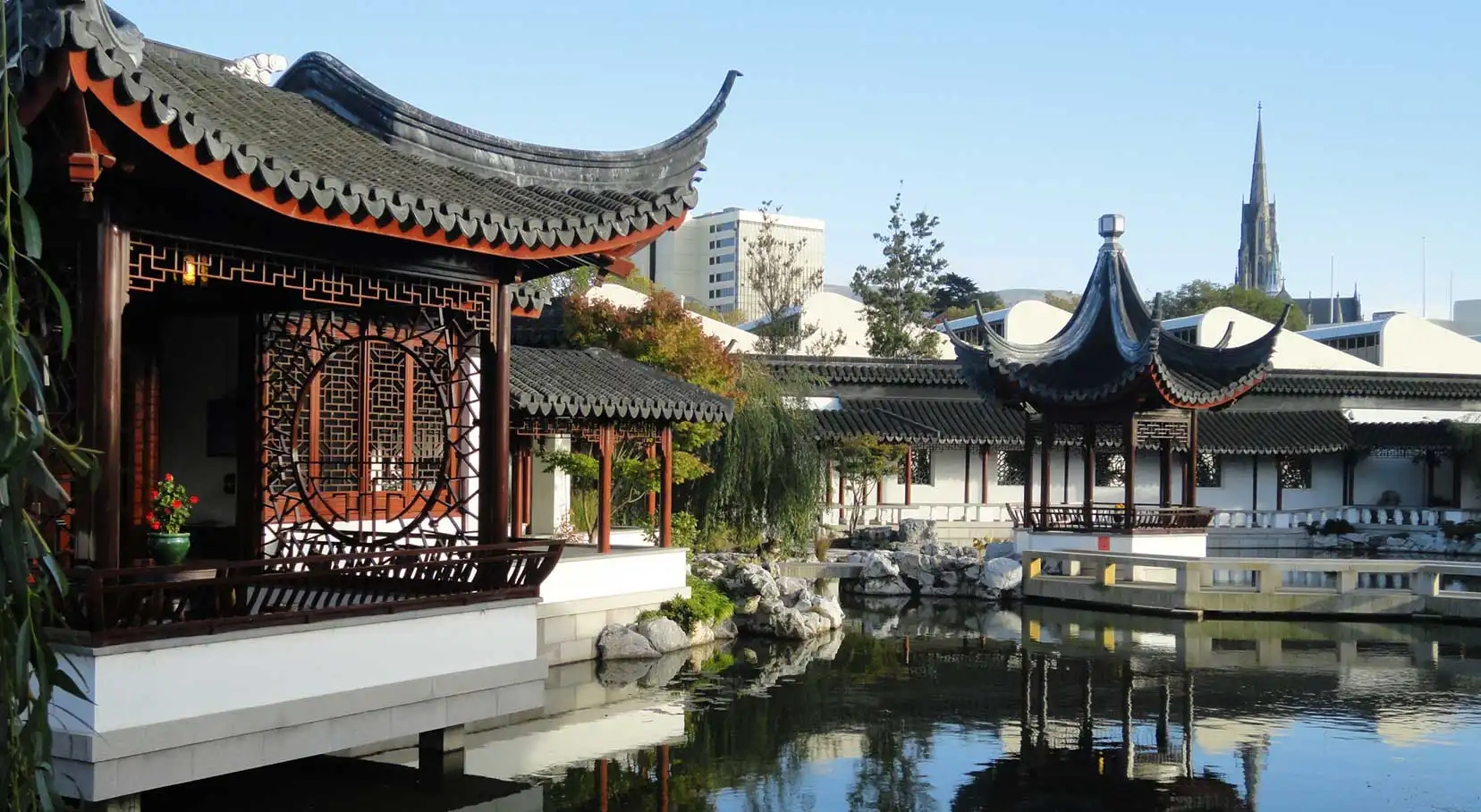Dunedin Chinese Garden - Scholars Garden and study